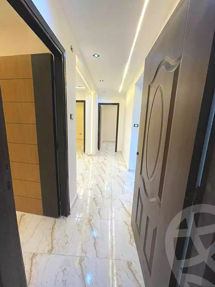 https://aqarmap.com.eg/ar/listing/6755733-for-sale-alexandria-el-asafra-shr-45