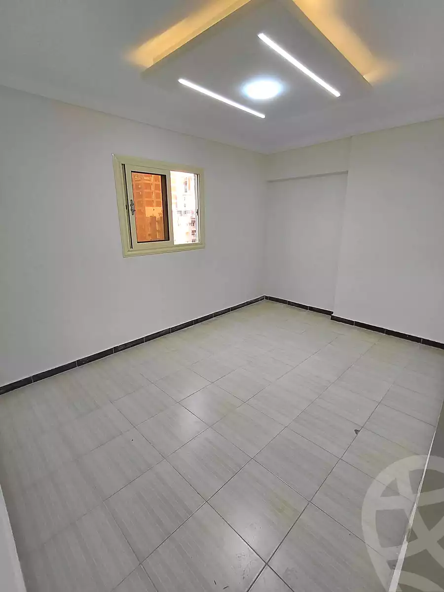 https://aqarmap.com.eg/ar/listing/6756613-for-sale-alexandria-sydy-bshr-sydy-bshr-bhry-shr-mhmwd-l-yswy