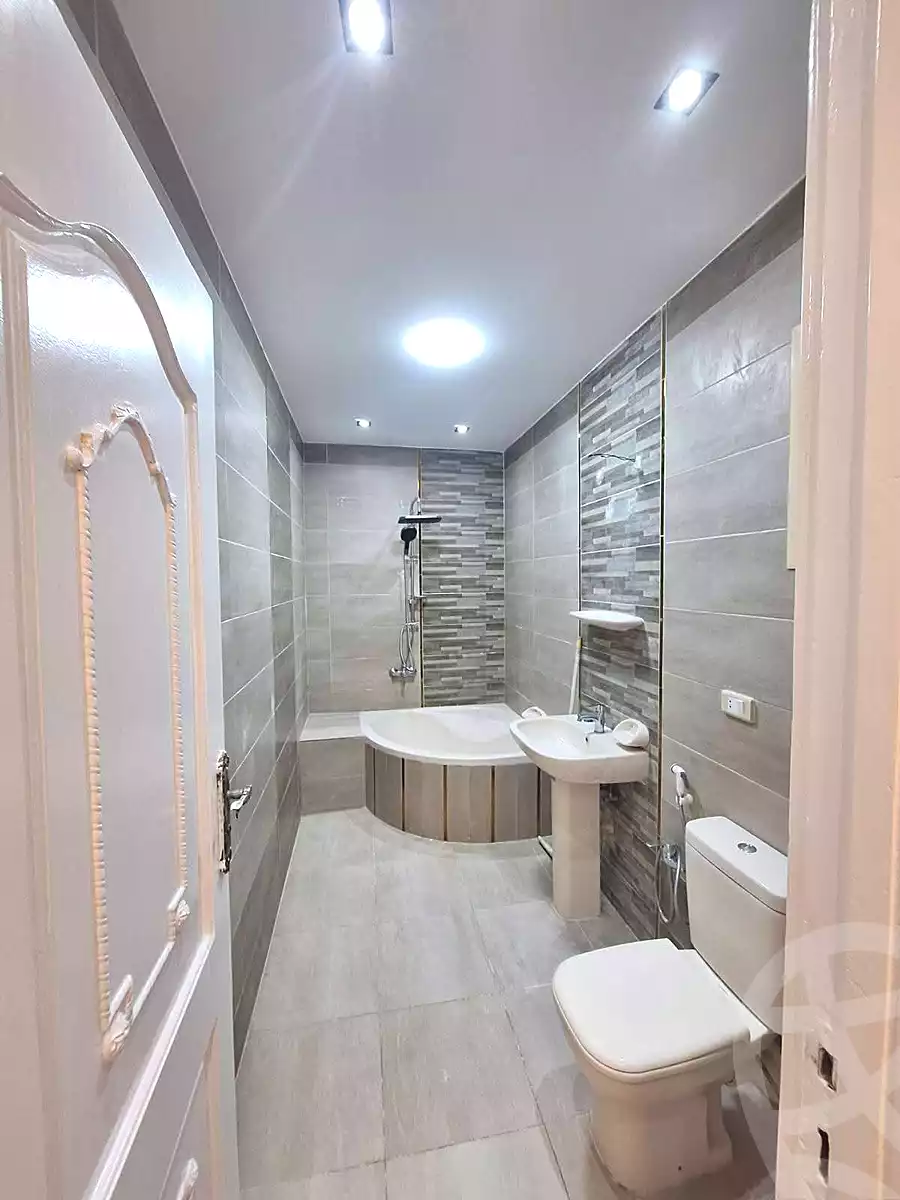 https://aqarmap.com.eg/en/listing/6757117-for-sale-alexandria-miami-mohammed-galal-hammad-st