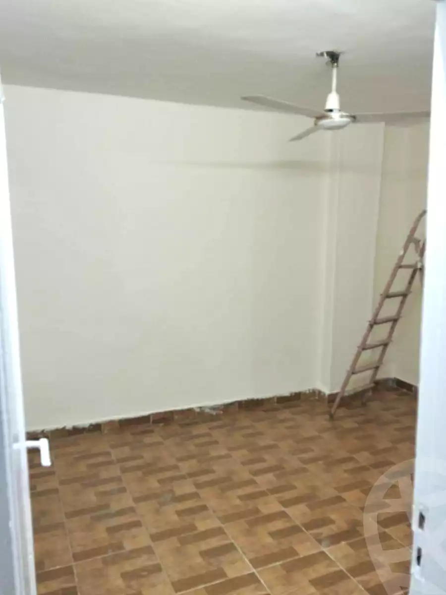 https://aqarmap.com.eg/ar/listing/6757193-for-sale-cairo-helwan-helwan-el-sharkeya-gaafar-st