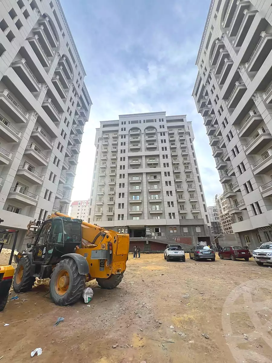 https://aqarmap.com.eg/ar/listing/6757931-for-sale-alexandria-sawary-compounds-boulevard-sawari-louran