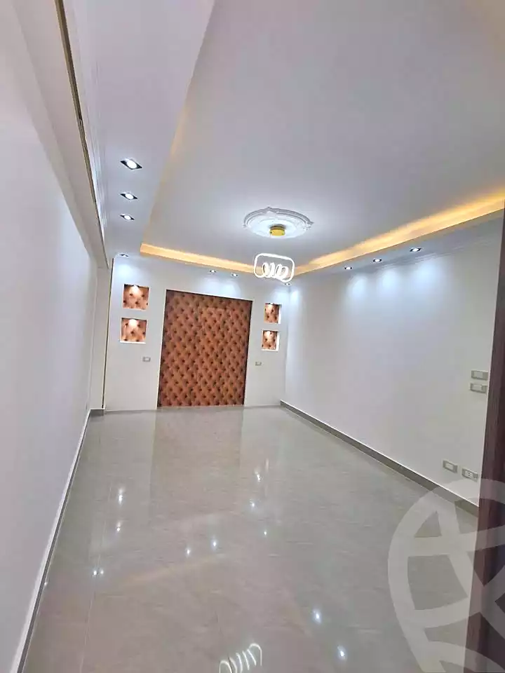 https://aqarmap.com.eg/ar/listing/6758733-for-sale-alexandria-sydy-bshr-sydy-bshr-bhry-gamal-abd-el-nasir-st