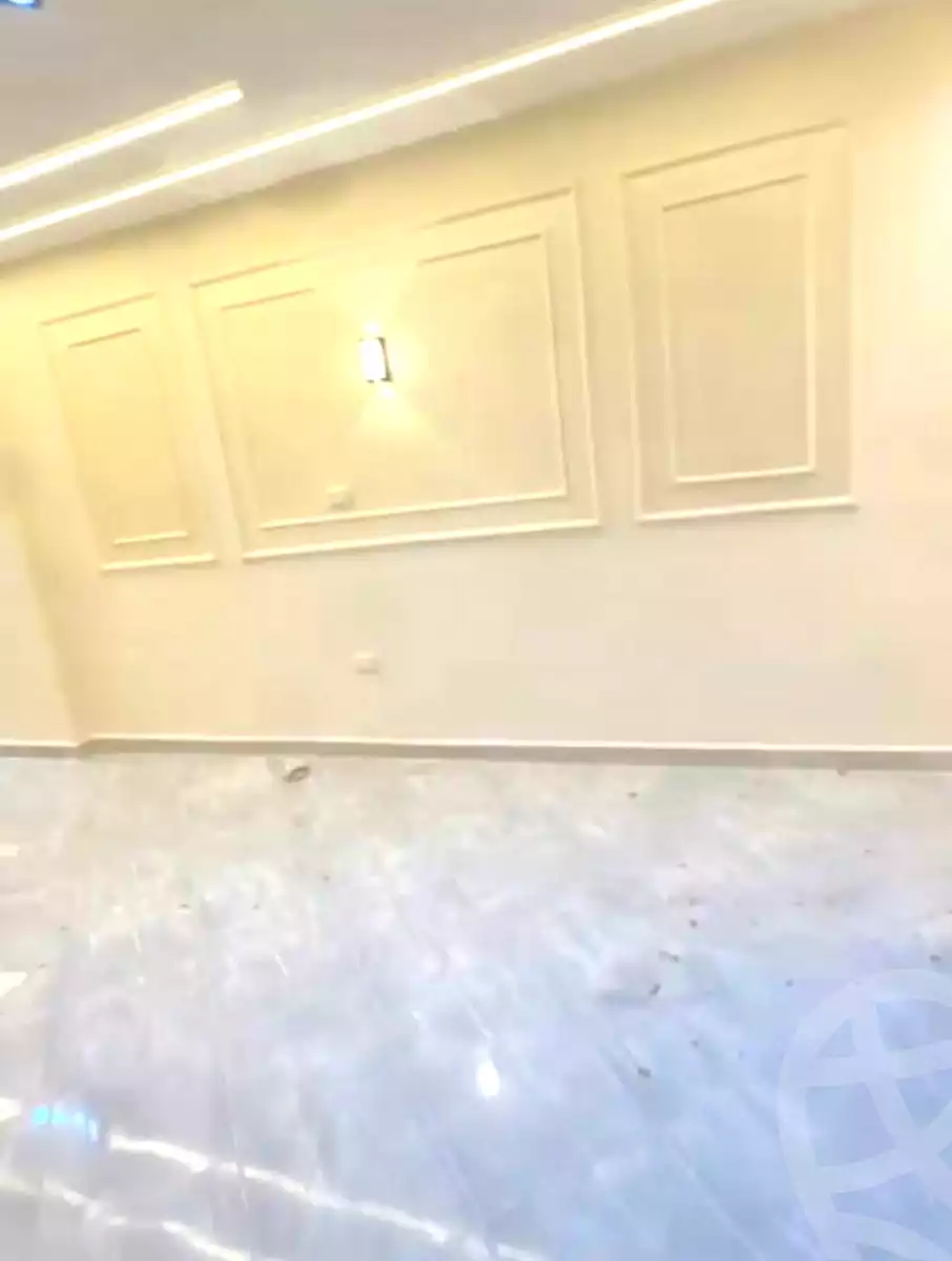 https://aqarmap.com.eg/en/listing/6759108-for-sale-alexandria-l-jmy-el-hanouvel