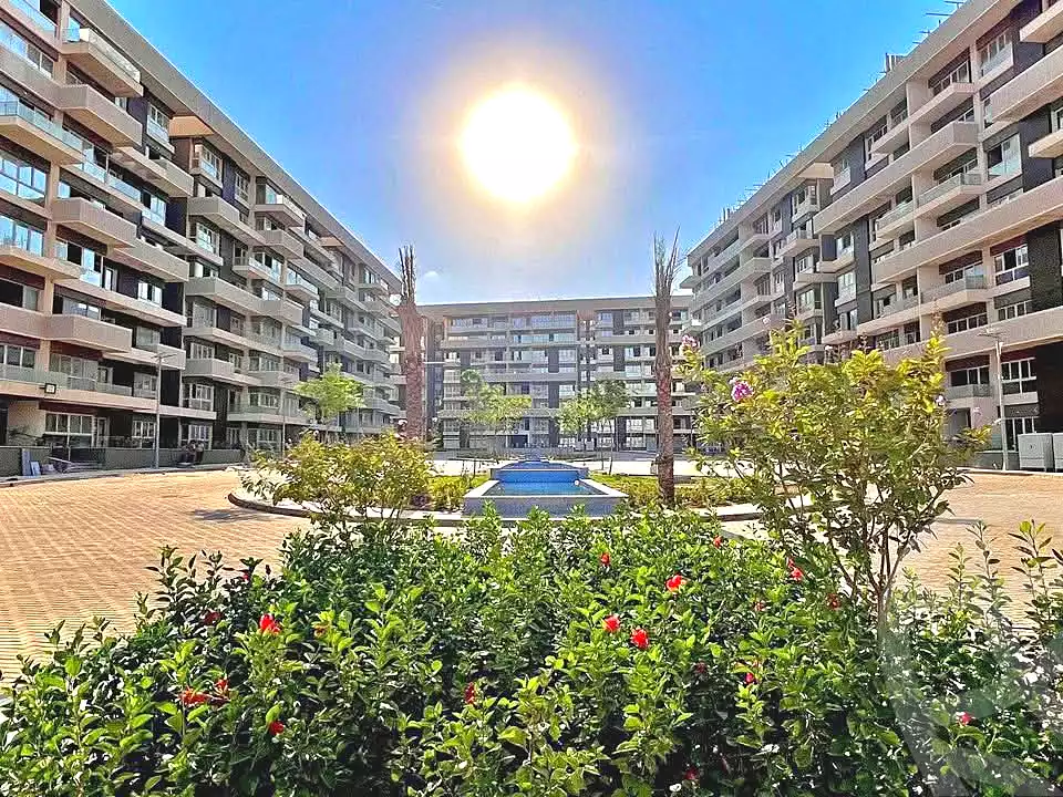 https://aqarmap.com.eg/en/listing/6759124-for-sale-cairo-new-administrative-capital-r7-scenario