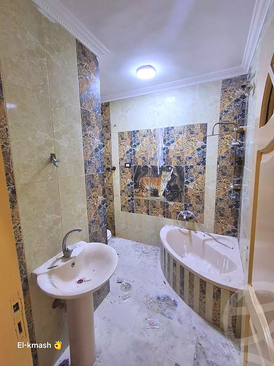 https://aqarmap.com.eg/en/listing/6759470-for-sale-alexandria-bahray-el-anfoshy-sidi-abou-warda-st