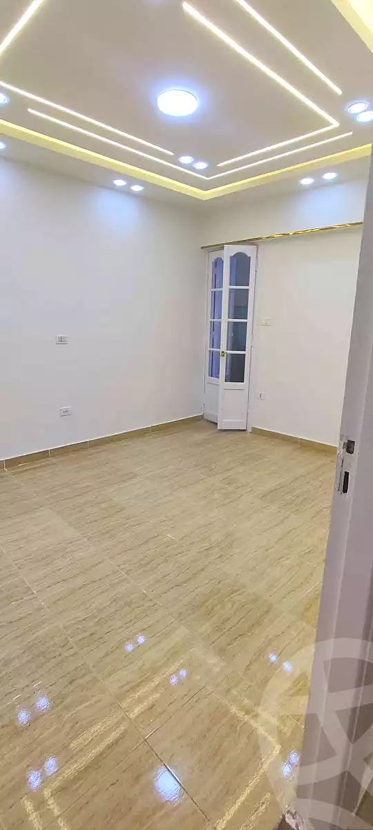 https://aqarmap.com.eg/ar/listing/6760223-for-sale-alexandria-sydy-bshr-sydy-bshr-bhry-gamal-abd-el-nasir-st