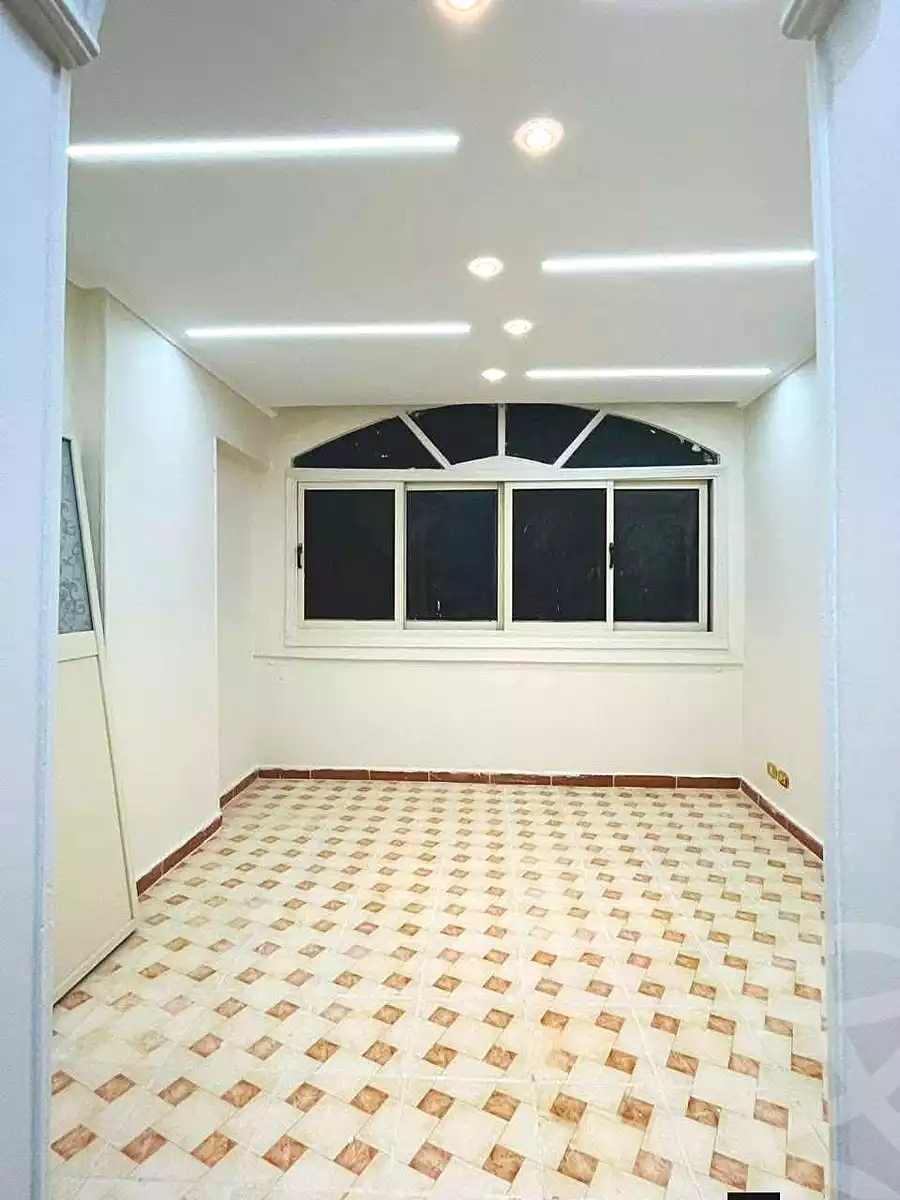 https://aqarmap.com.eg/ar/listing/6761180-for-sale-alexandria-lsywf-el-falki-street-16-el-eslah