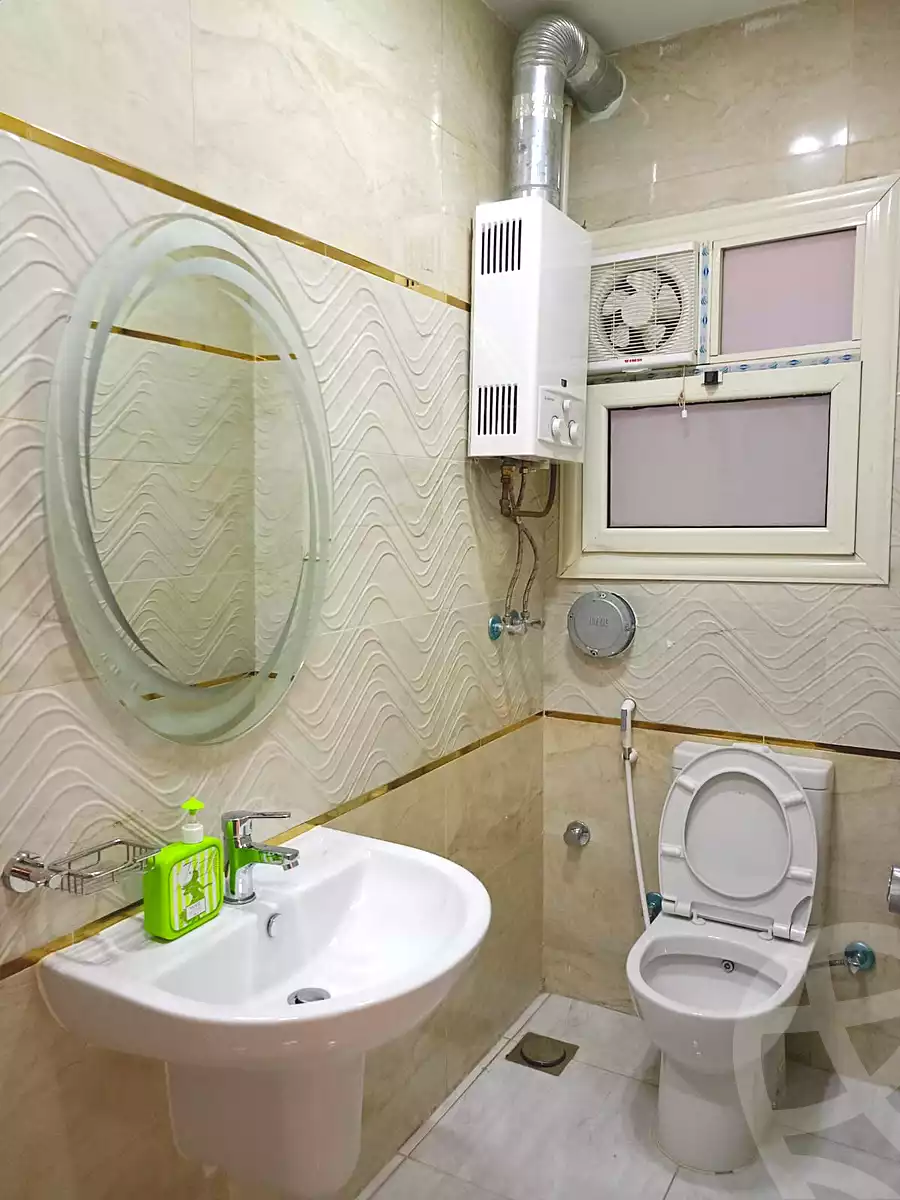 https://aqarmap.com.eg/ar/listing/6762283-for-rent-cairo-el-sheikh-zayed-city-compounds-el-khamayel