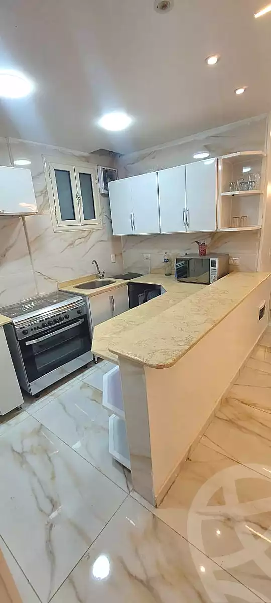 https://aqarmap.com.eg/ar/listing/6762368-for-rent-cairo-el-sheikh-zayed-city-el-hay-elthamen-lml