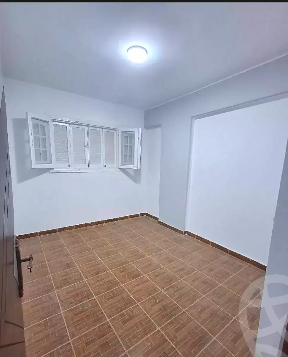 https://aqarmap.com.eg/en/listing/6763254-for-sale-alexandria-lsywf-el-falki