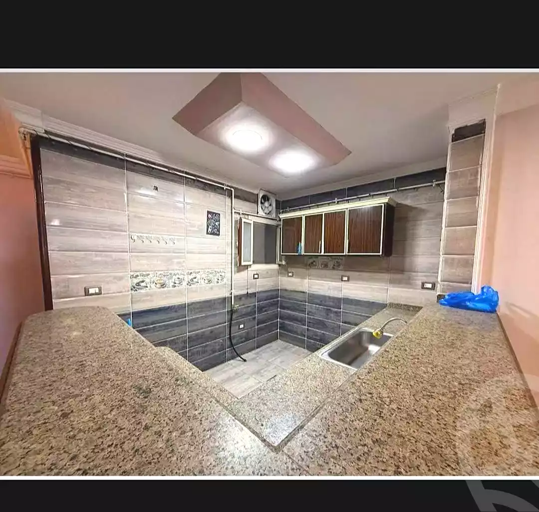https://aqarmap.com.eg/en/listing/6763280-for-sale-alexandria-camp-cesar