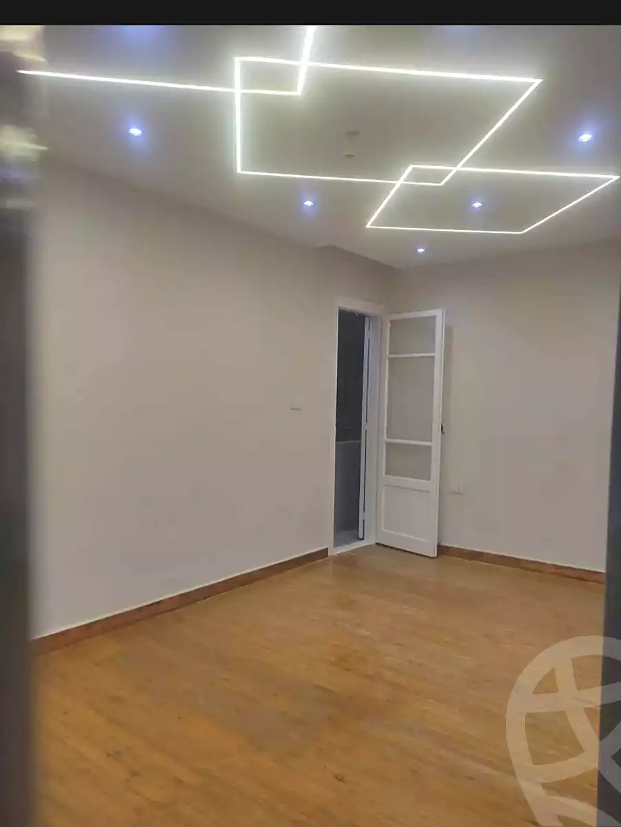 https://aqarmap.com.eg/ar/listing/6763292-for-sale-alexandria-camp-cesar