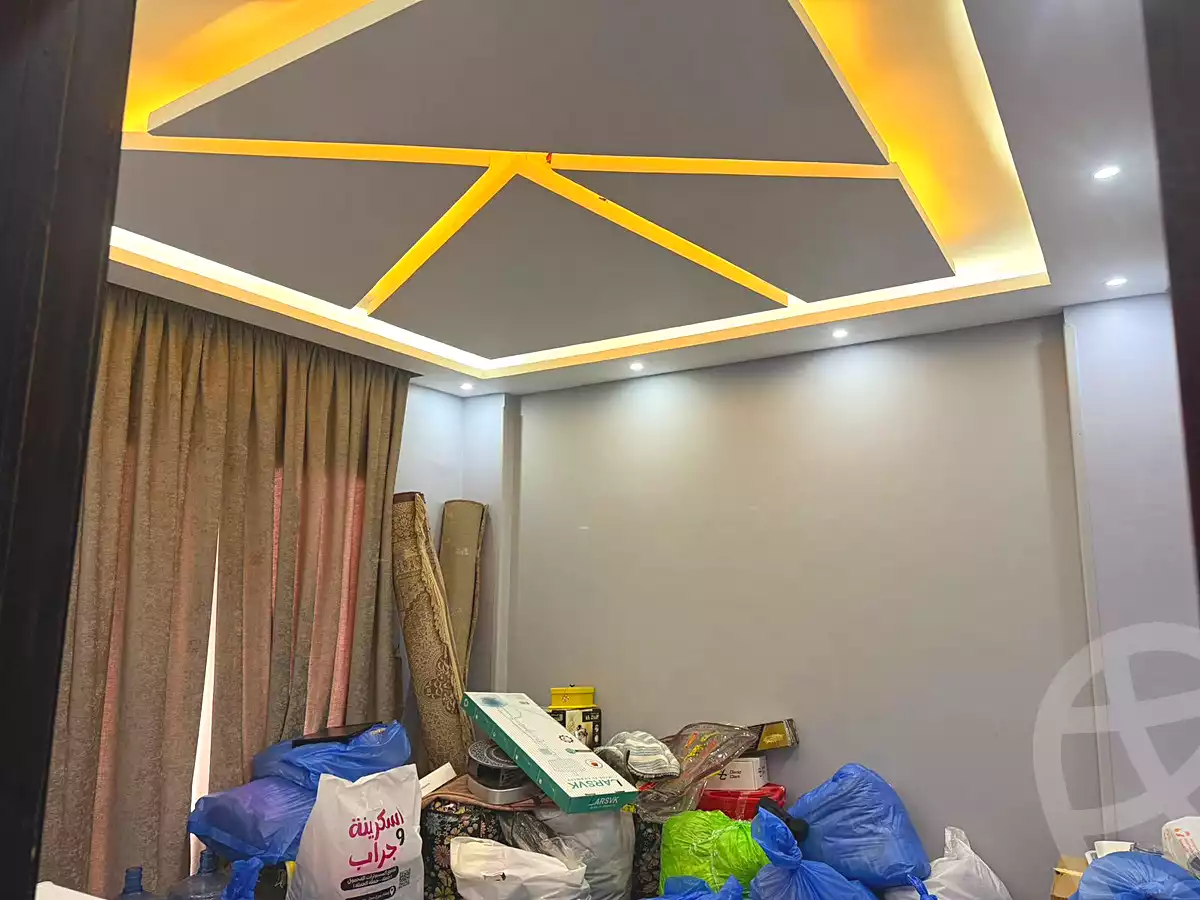 https://aqarmap.com.eg/en/listing/6763894-for-sale-cairo-el-sheikh-zayed-city-compounds-jn-1