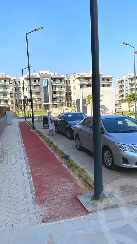 https://aqarmap.com.eg/en/listing/6763995-for-sale-cairo-new-cairo-compounds-azad