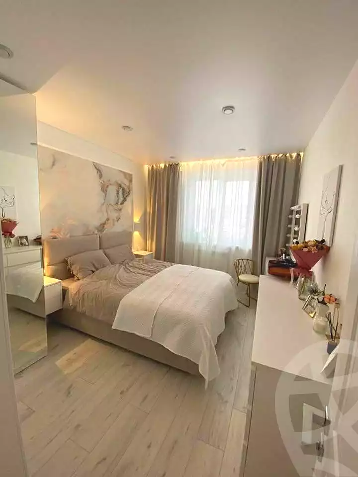 https://aqarmap.com.eg/ar/listing/6764113-for-sale-cairo-new-administrative-capital-r4-village-de-la-capitale-palm-hills