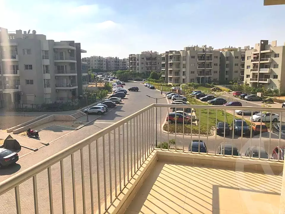https://aqarmap.com.eg/ar/listing/6764469-for-sale-cairo-el-sheikh-zayed-city-compounds-dh-drys