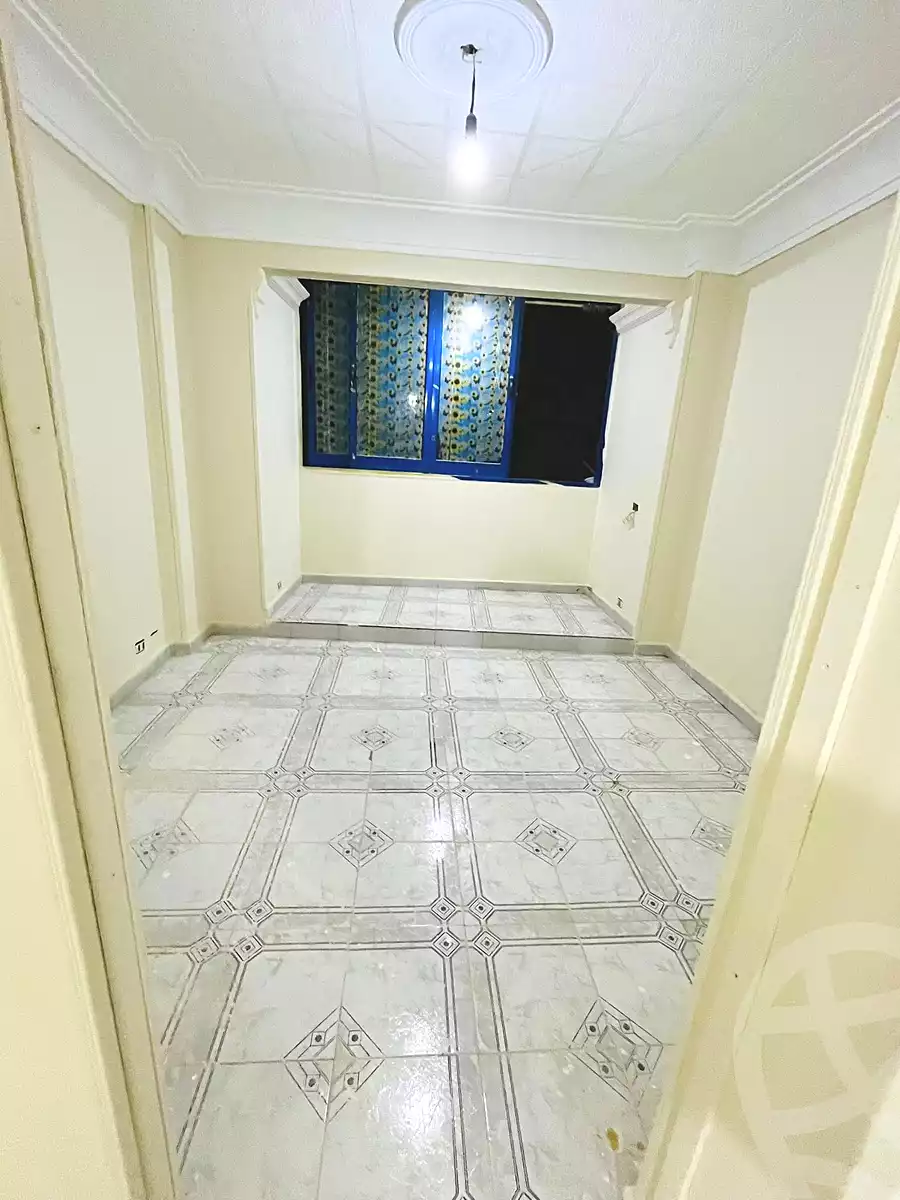 https://aqarmap.com.eg/en/listing/6764602-for-sale-alexandria-lsywf-el-falki