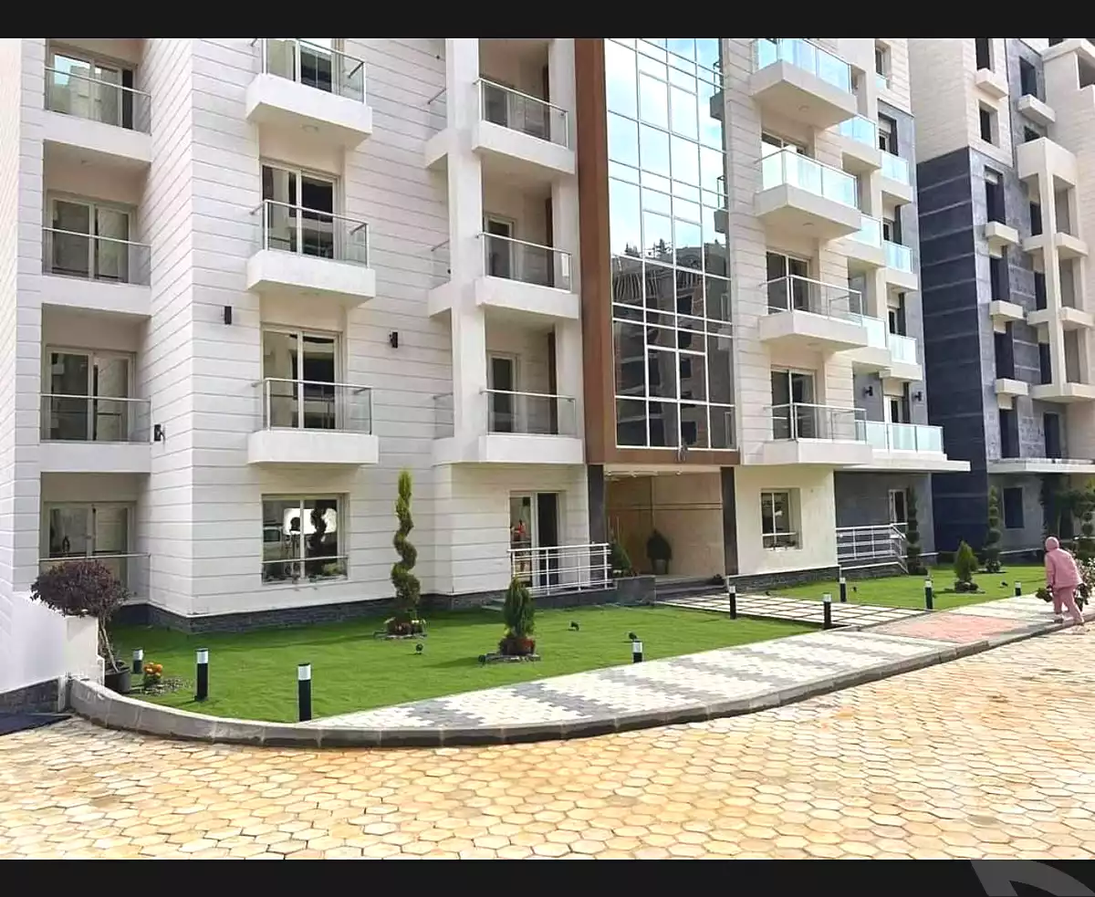 https://aqarmap.com.eg/en/listing/6764677-for-sale-cairo-new-administrative-capital-r7-oia