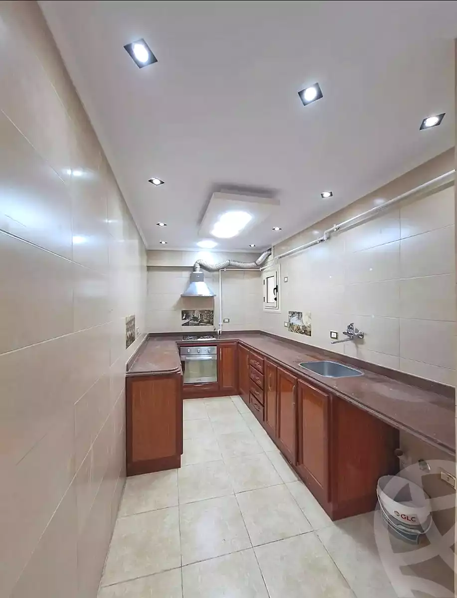 https://aqarmap.com.eg/ar/listing/6765069-for-sale-alexandria-sydy-bshr-sydy-bshr-bhry-gamal-abd-el-nasir-st