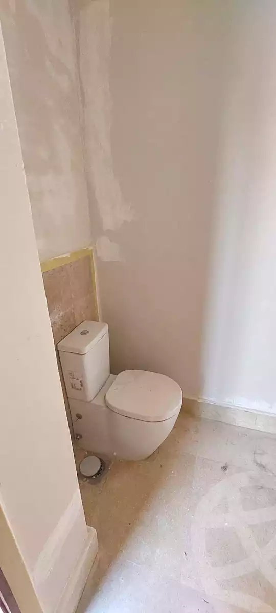 https://aqarmap.com.eg/en/listing/6765331-for-sale-cairo-new-cairo-compounds-mrfl-syty