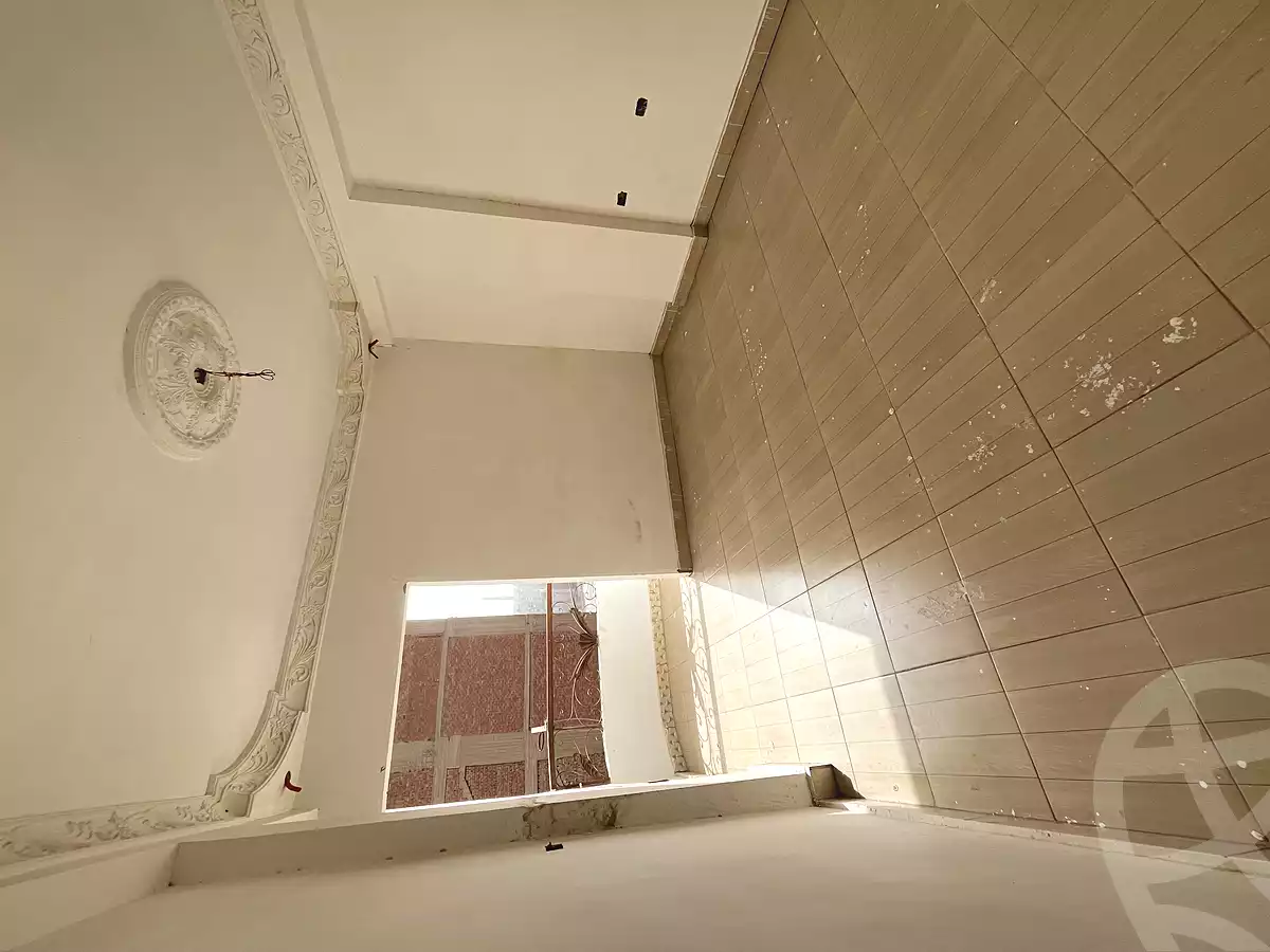https://aqarmap.com.eg/ar/listing/6765693-for-sale-qalyubia-shubra-el-khaima-byjm-el-salam-st
