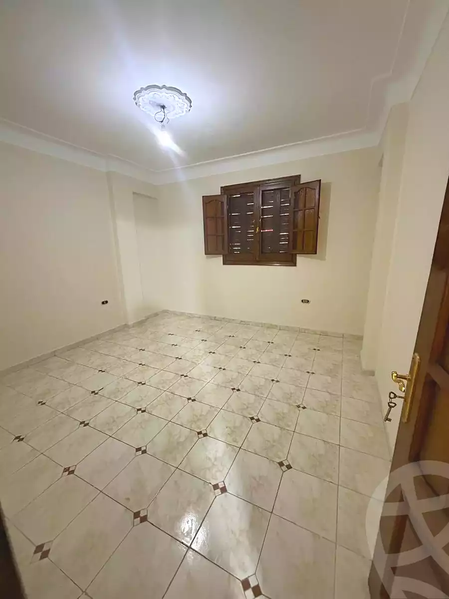 https://aqarmap.com.eg/en/listing/6765741-for-sale-alexandria-lsywf-el-falki