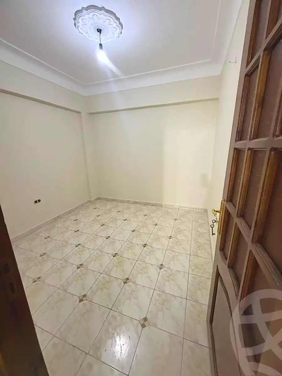 https://aqarmap.com.eg/en/listing/6765741-for-sale-alexandria-lsywf-el-falki