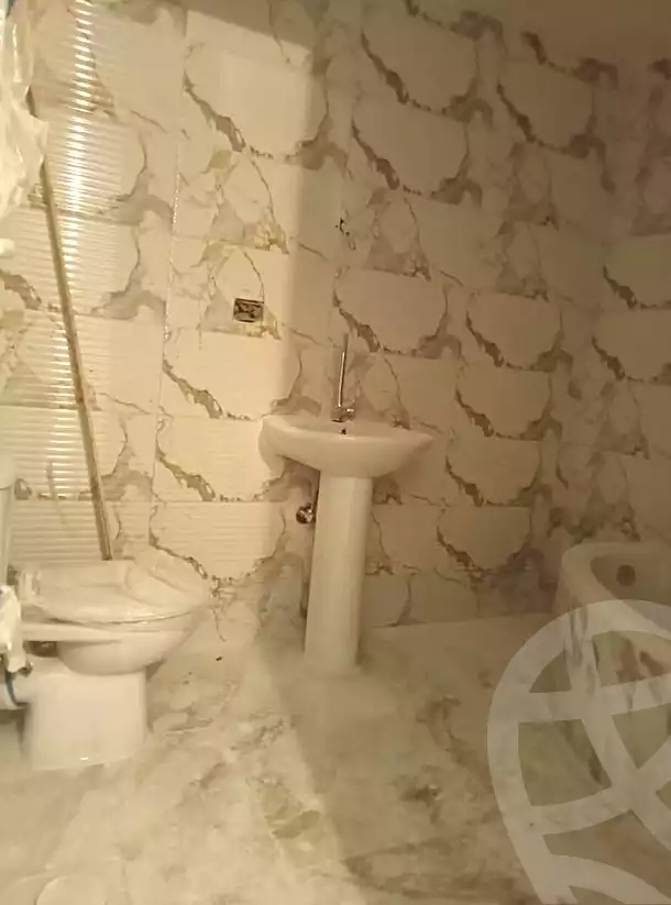 https://aqarmap.com.eg/ar/listing/6765951-for-sale-alexandria-sydy-bshr-sydy-bshr-bhry-gamal-abd-el-nasir-st