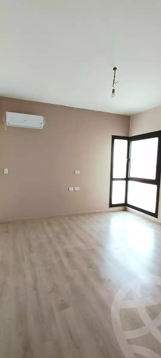 https://aqarmap.com.eg/en/listing/6766342-for-sale-cairo-new-cairo-compounds-the-address-east