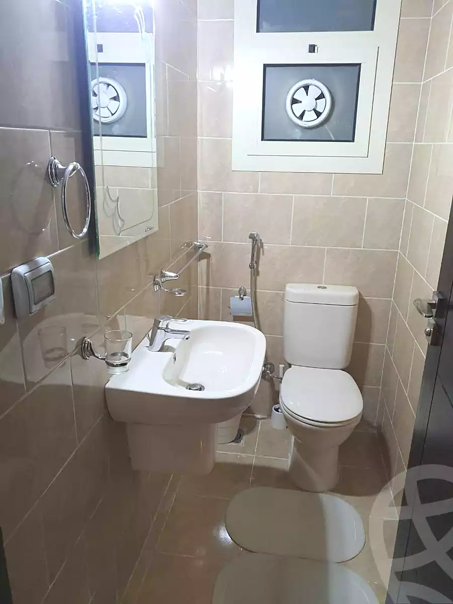 https://aqarmap.com.eg/ar/listing/6766908-for-sale-cairo-el-sheikh-zayed-city-compounds-dh-drys