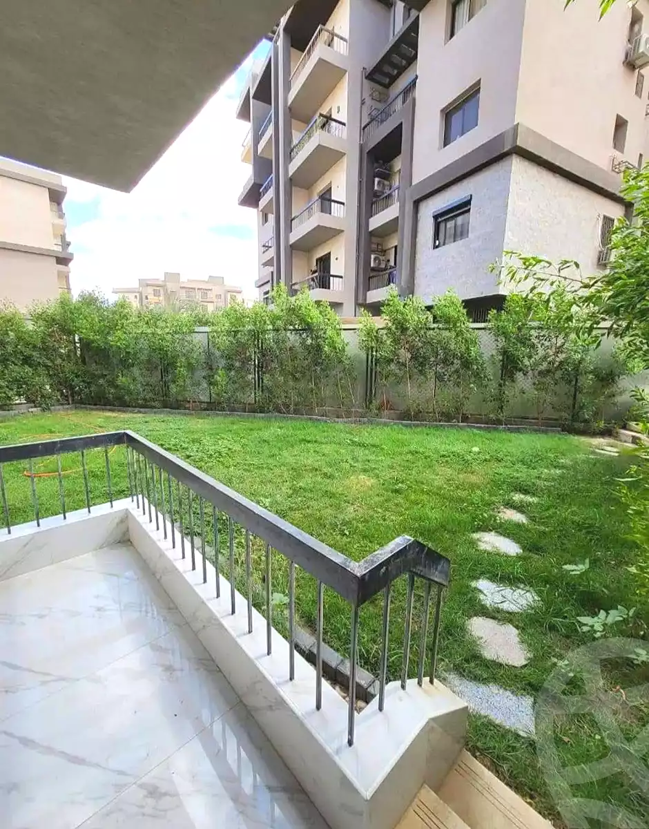 https://aqarmap.com.eg/en/listing/6766920-for-sale-cairo-6th-of-october-hadaeq-october-kmbwnd-fy-hdyq-ktwbr-ashgar-city