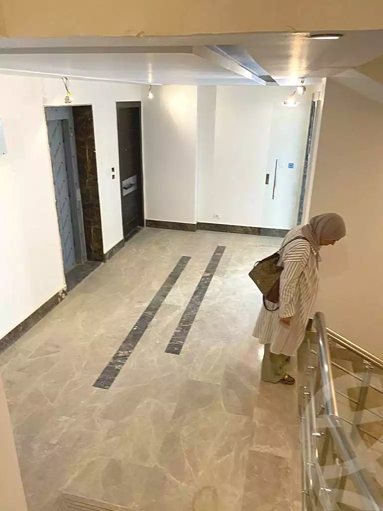 https://aqarmap.com.eg/ar/listing/6767263-for-sale-cairo-new-cairo-compounds-azad