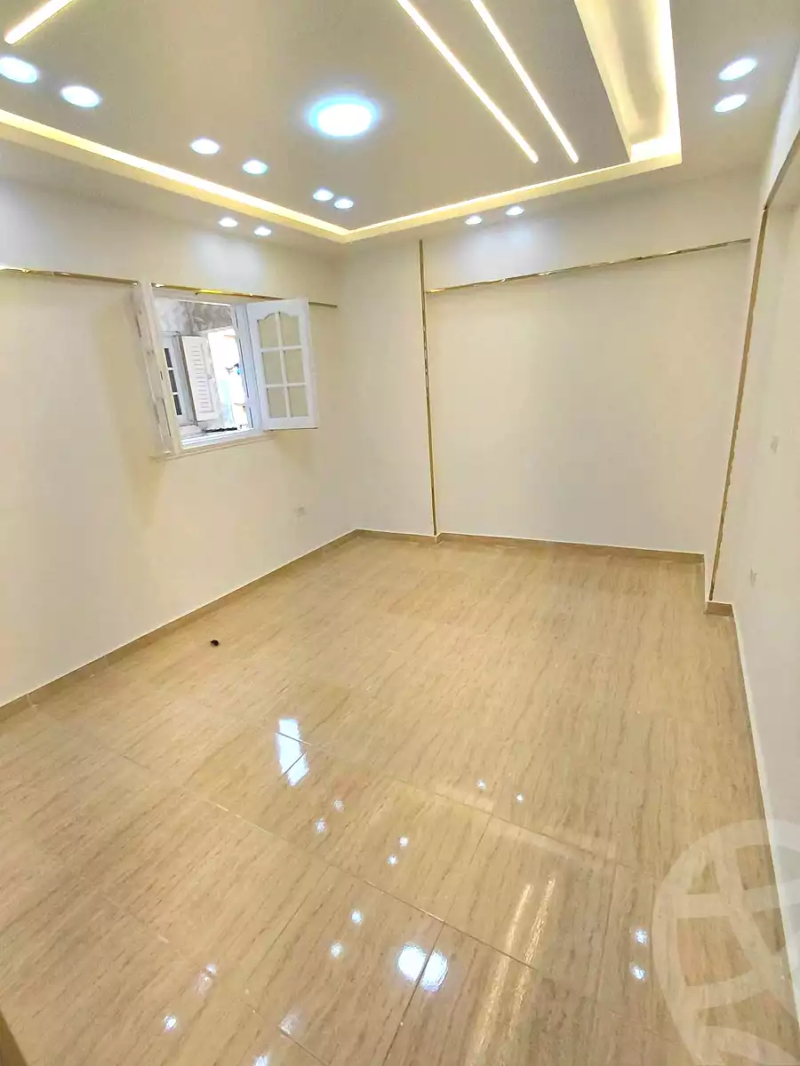 https://aqarmap.com.eg/ar/listing/6767598-for-sale-alexandria-sydy-bshr-sydy-bshr-bhry-gamal-abd-el-nasir-st