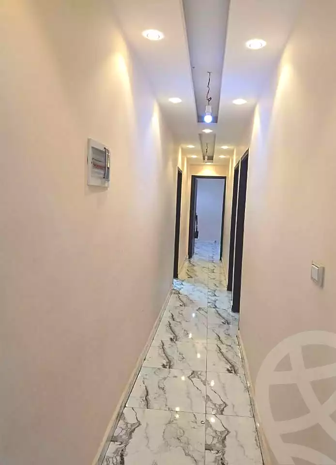 https://aqarmap.com.eg/ar/listing/6768026-for-sale-cairo-el-haram-shareaa-khatem-el-morsalen