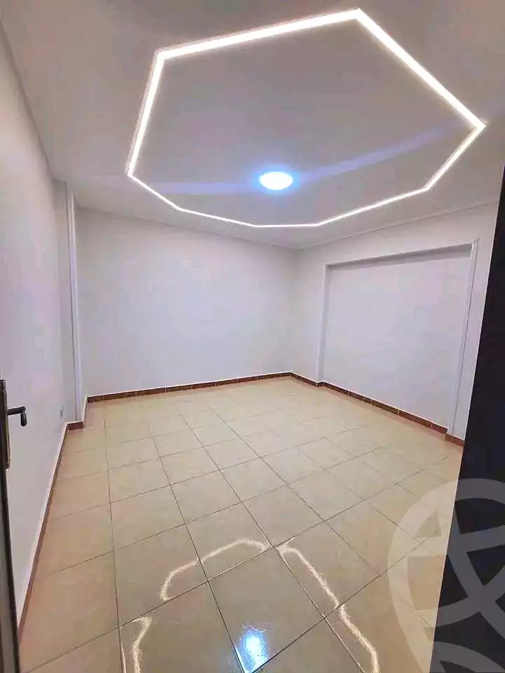 https://aqarmap.com.eg/ar/listing/6768135-for-sale-alexandria-sydy-bshr-sydy-bshr-bhry-street-16