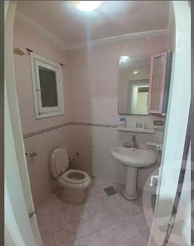 https://aqarmap.com.eg/en/listing/6768746-for-rent-alexandria-ganaklis-shr-mrtdy-bsh
