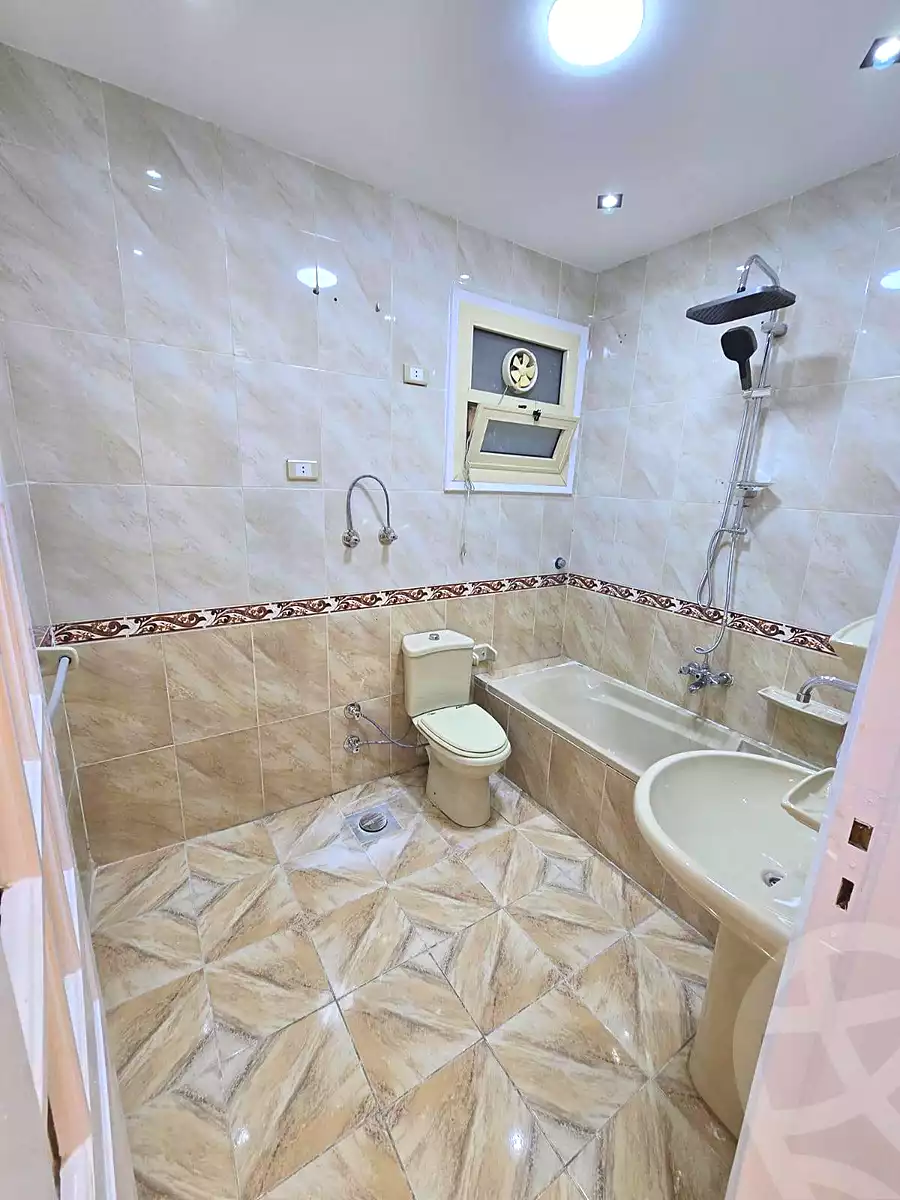 https://aqarmap.com.eg/ar/listing/6769416-for-sale-alexandria-miami-el-sebaey-st