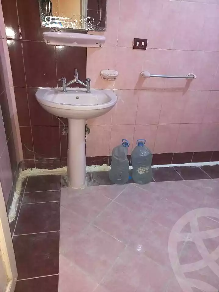 https://aqarmap.com.eg/ar/listing/6769591-for-rent-alexandria-el-mandara-alex-el-mandara-qebli