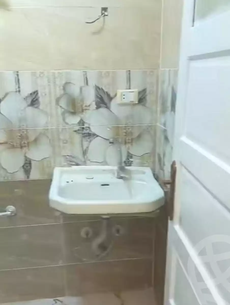 https://aqarmap.com.eg/ar/listing/6769849-for-sale-alexandria-l-jmy-lbytsh-shahr-al-assal-st