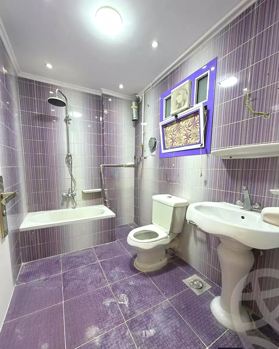 https://aqarmap.com.eg/en/listing/6769908-for-sale-alexandria-l-jmy-lbytsh-al-samalehy-1-st