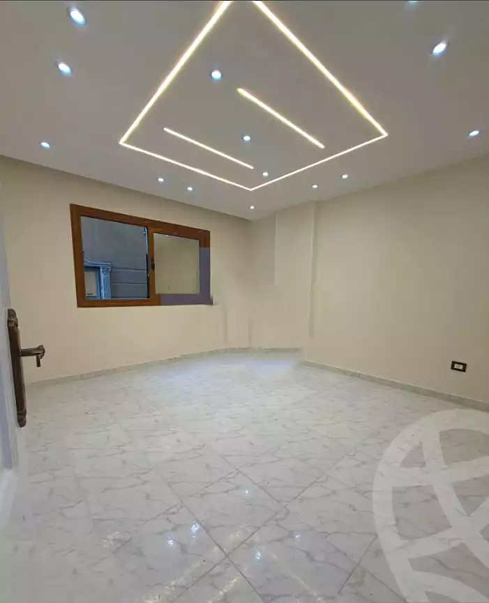 https://aqarmap.com.eg/ar/listing/6770271-for-sale-alexandria-l-jmy-lbytsh-al-samalehy-1-st