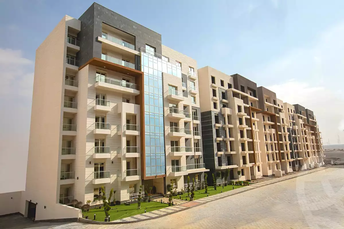 https://aqarmap.com.eg/en/listing/6770502-for-sale-cairo-new-administrative-capital-r7-oia