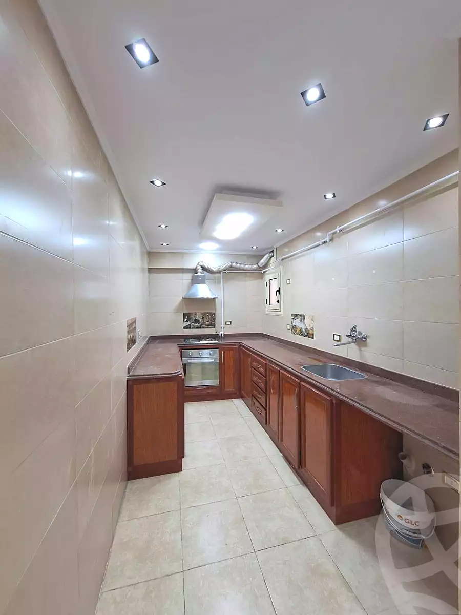 https://aqarmap.com.eg/ar/listing/6770933-for-sale-alexandria-sydy-bshr-sydy-bshr-bhry-shr-mhmwd-l-yswy