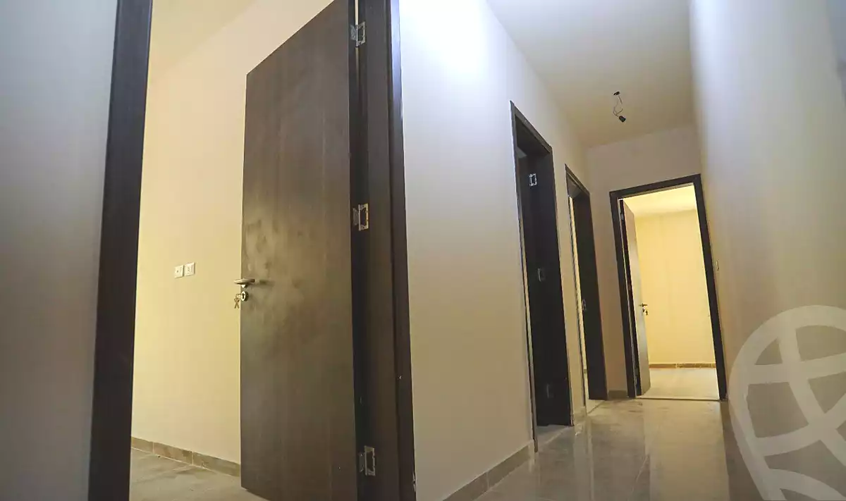 https://aqarmap.com.eg/en/listing/6771604-for-sale-cairo-new-administrative-capital-r8-de-joya-4-compound-taj-misr
