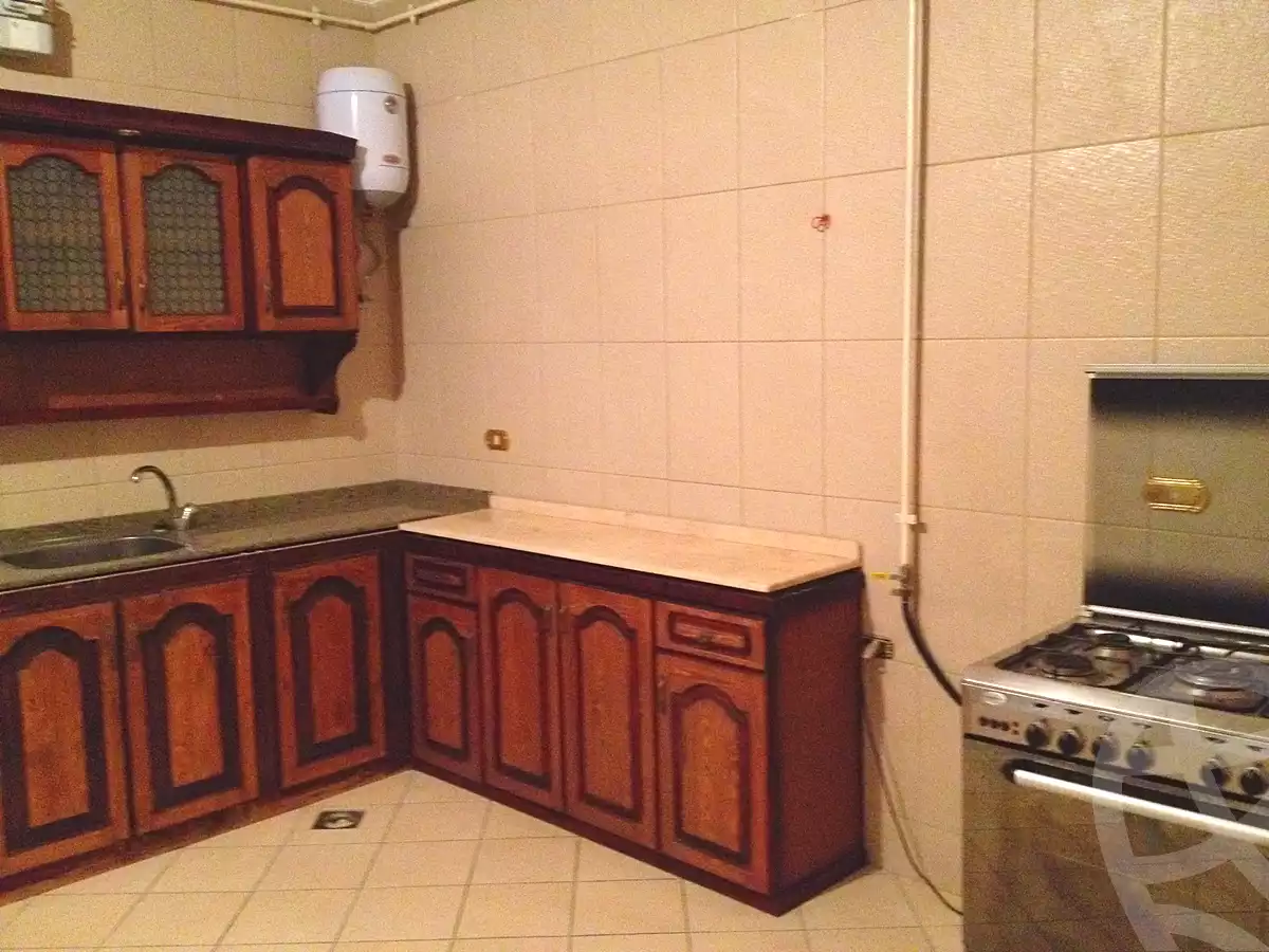 https://aqarmap.com.eg/en/listing/6772253-for-sale-cairo-el-maadi-degla-street-200