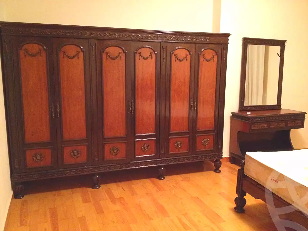 https://aqarmap.com.eg/en/listing/6772253-for-sale-cairo-el-maadi-degla-street-200