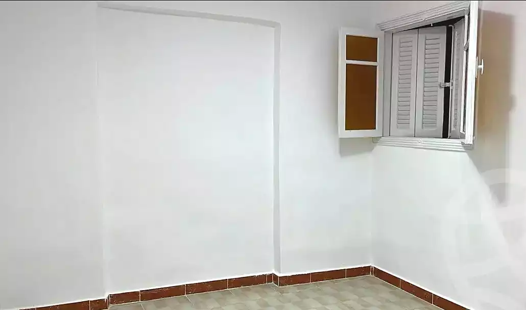 https://aqarmap.com.eg/ar/listing/6772603-for-sale-alexandria-sydy-bshr-sydy-bshr-bhry-shr-mhmwd-l-yswy