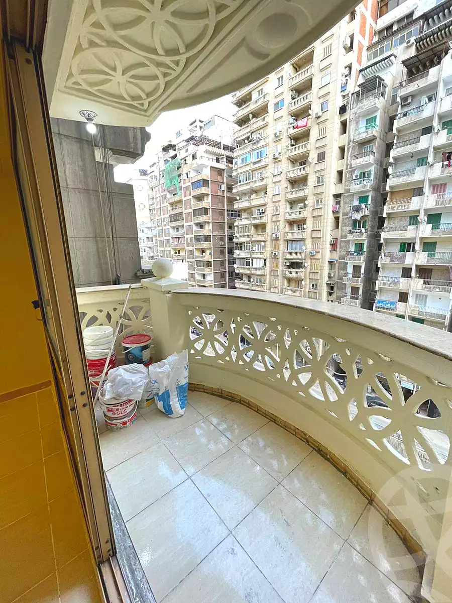 https://aqarmap.com.eg/ar/listing/6772618-for-sale-alexandria-sydy-bshr-sydy-bshr-bhry-gamal-abd-el-nasir-st