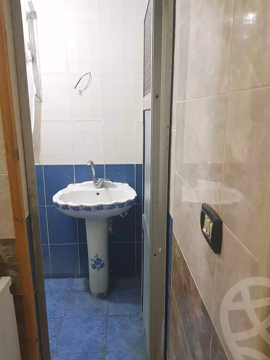 https://aqarmap.com.eg/ar/listing/6772642-for-sale-alexandria-sydy-bshr-sydy-bshr-qbly-amr-ibn-el-ass-st