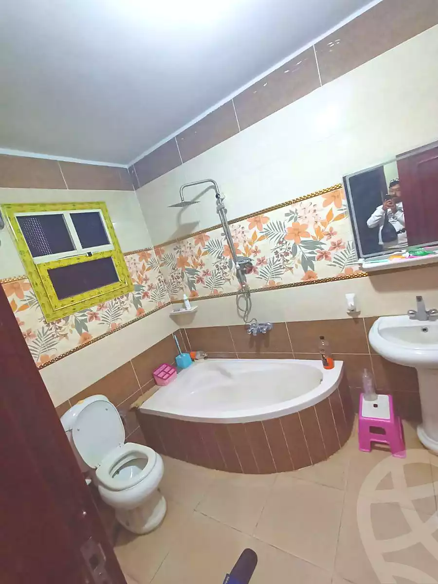 https://aqarmap.com.eg/ar/listing/6772655-for-rent-cairo-helwan-mnshy-yn-hlwn-rael-st